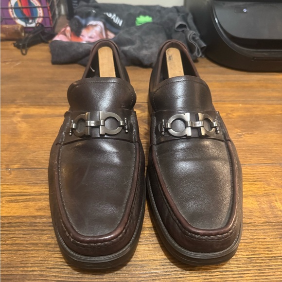 Salvatore Ferragamo Men's Brown Máster Leather Loafers - Picture 1 of 5